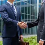 Bygge gode forretningsforbindelser gjennom smarte avtaler featured